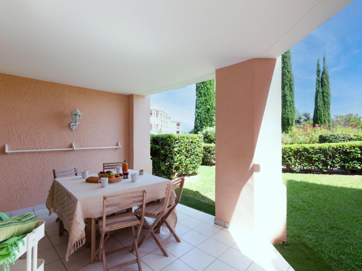 Apartment Village Cap Esterel - L'Esquinade-31 By Interhome Saint-Raphaël Exterior foto