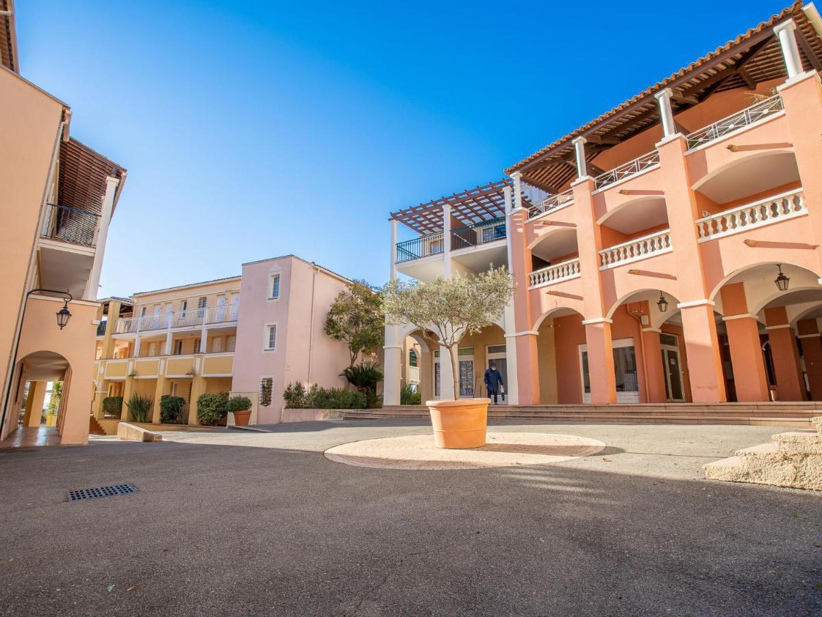 Apartment Village Cap Esterel - L'Esquinade-31 By Interhome Saint-Raphaël Exterior foto
